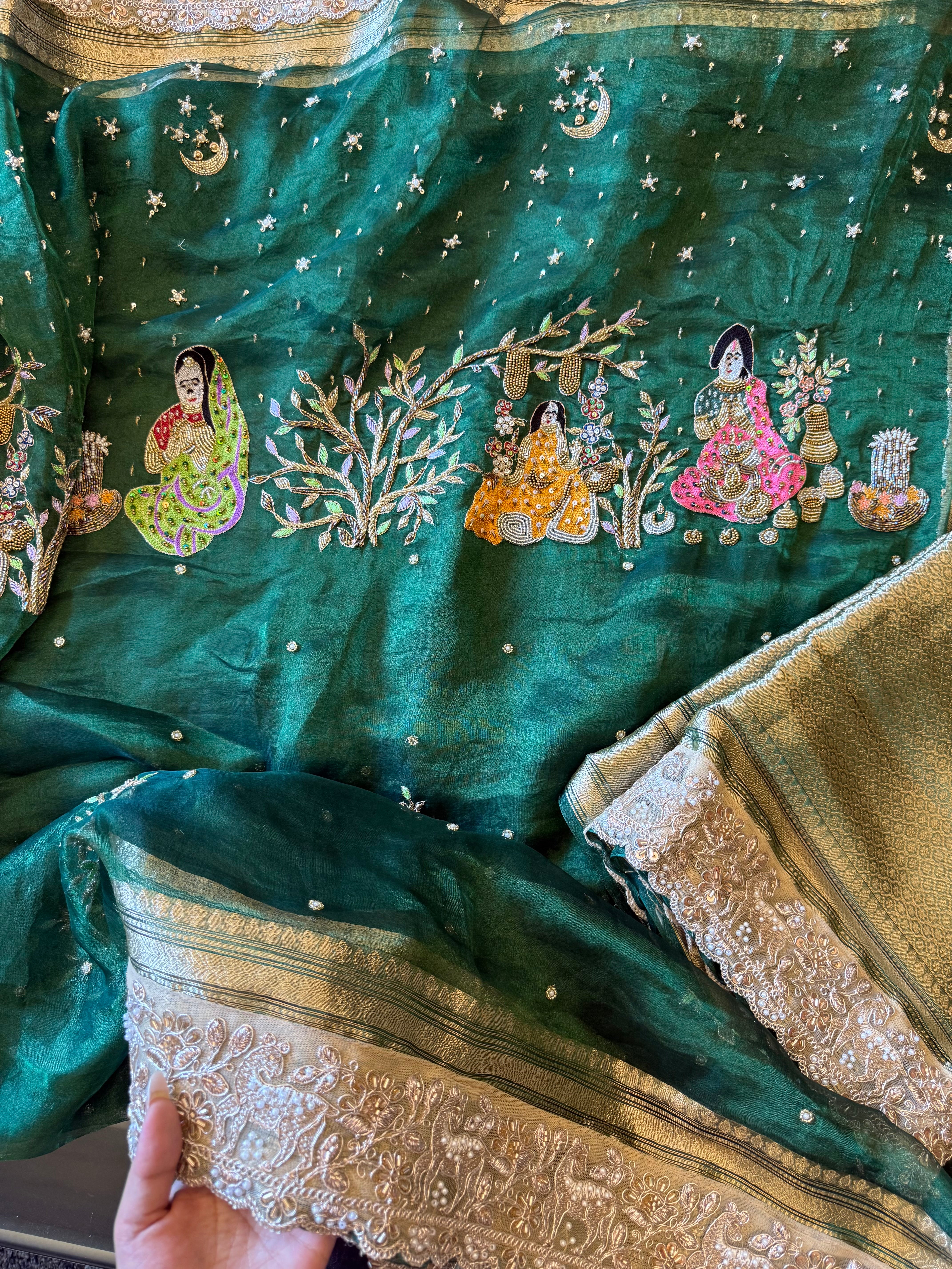 Teej Waali Saree