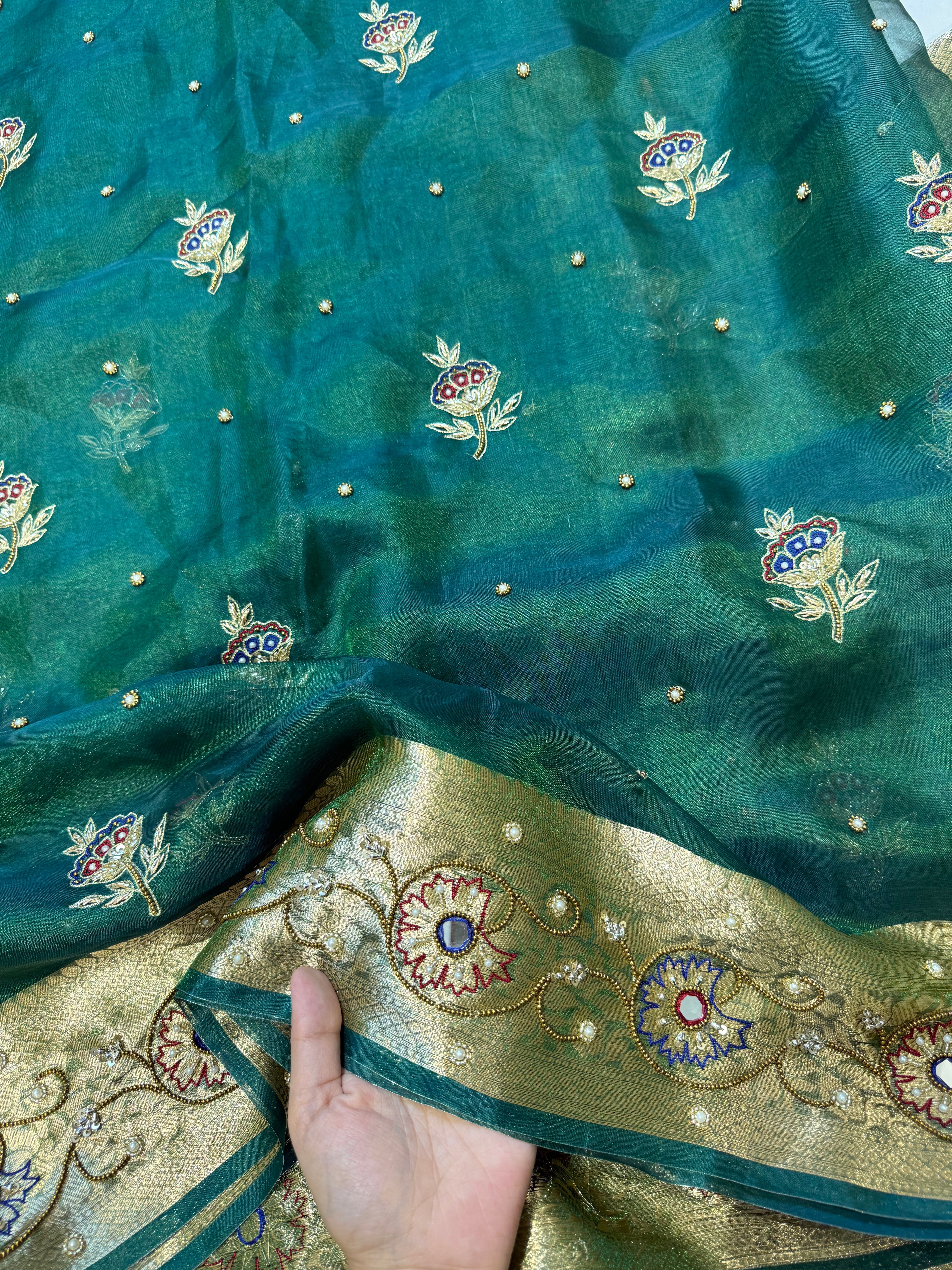 Dulhan Ki Mummy Ki Saree