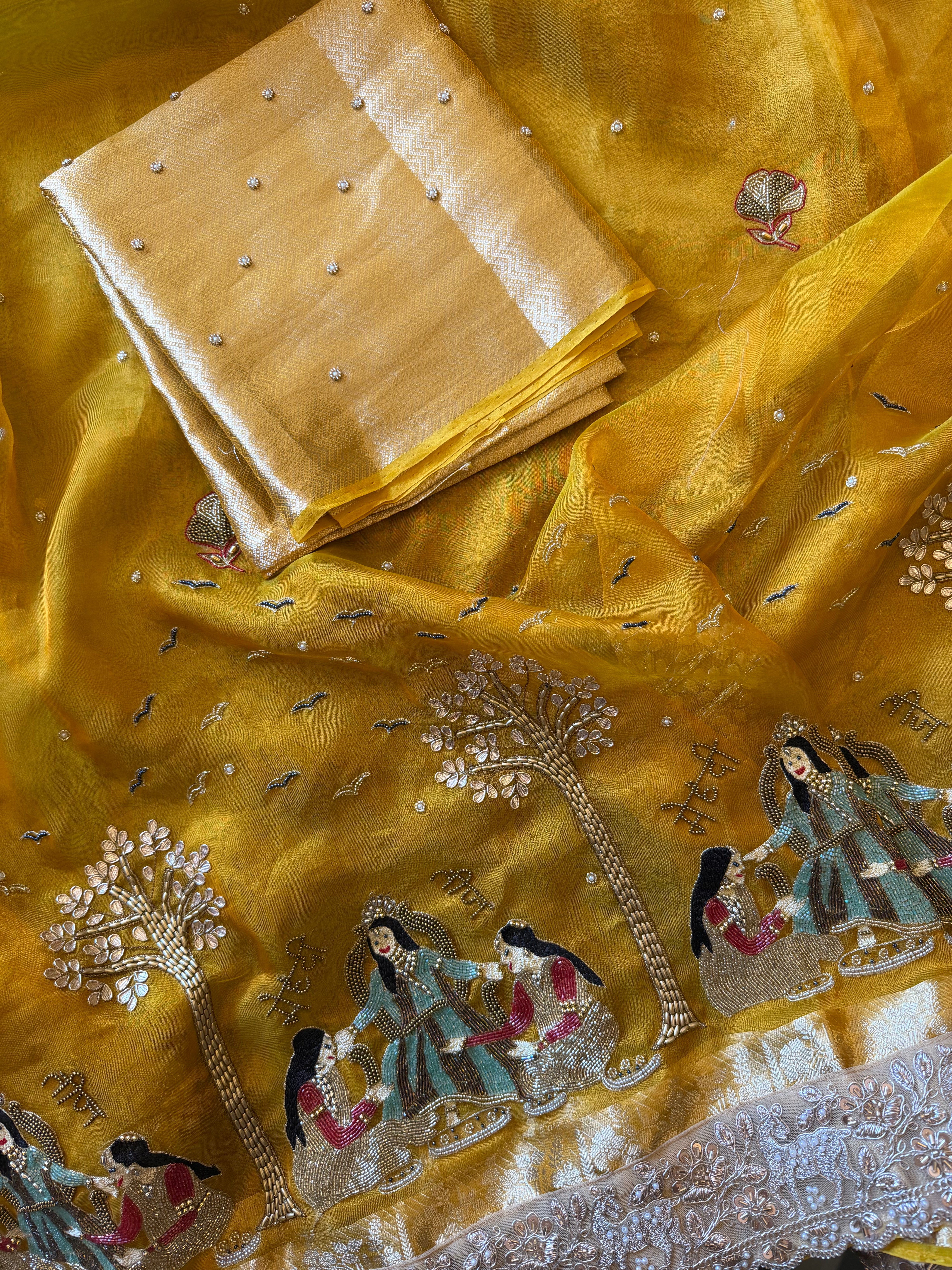 Teej Waali Saree