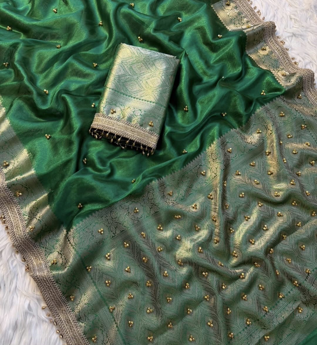 Viral Ghunghroo Waali Saree