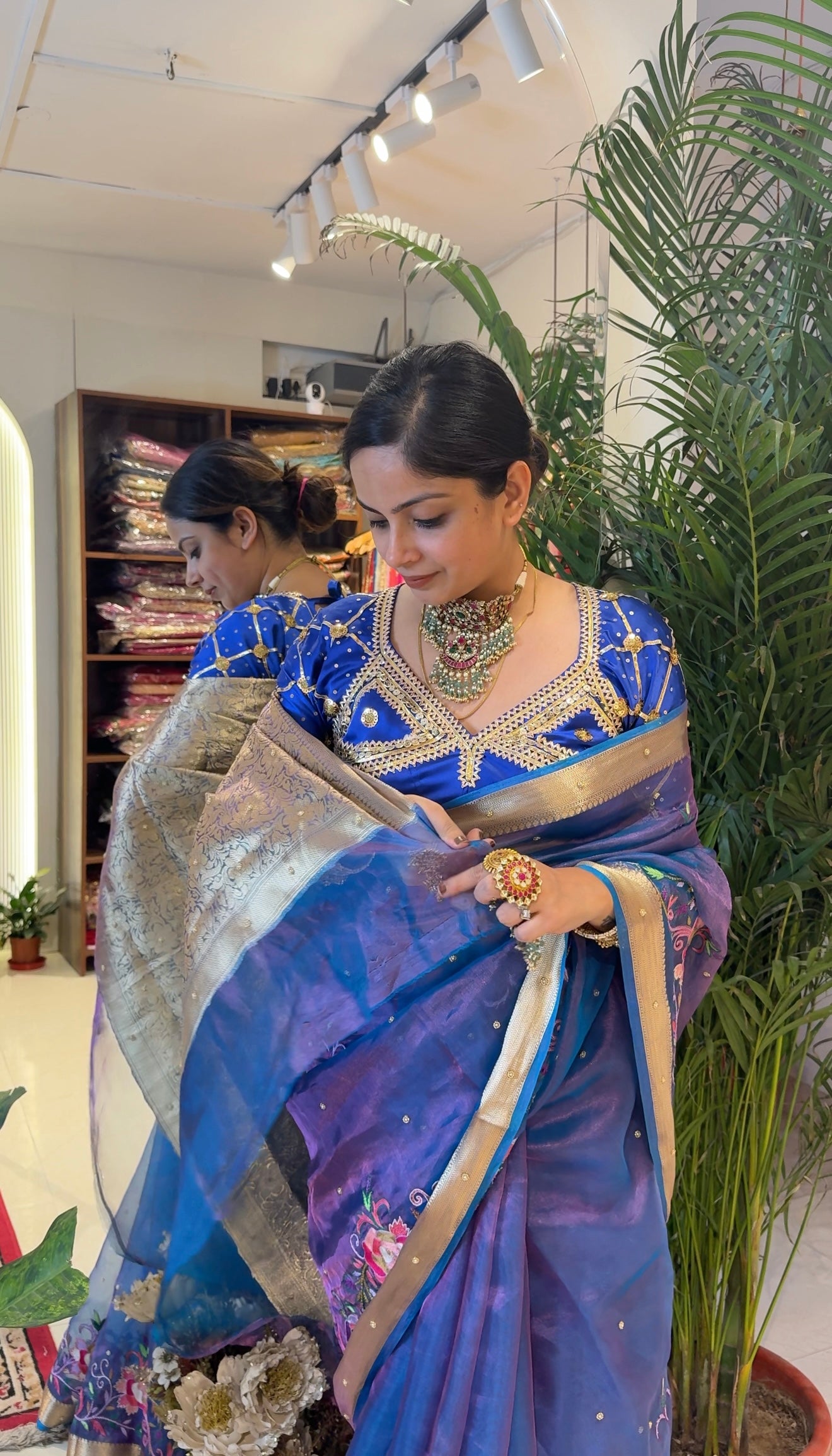 Resham Waali Saree - Brocade Blouse