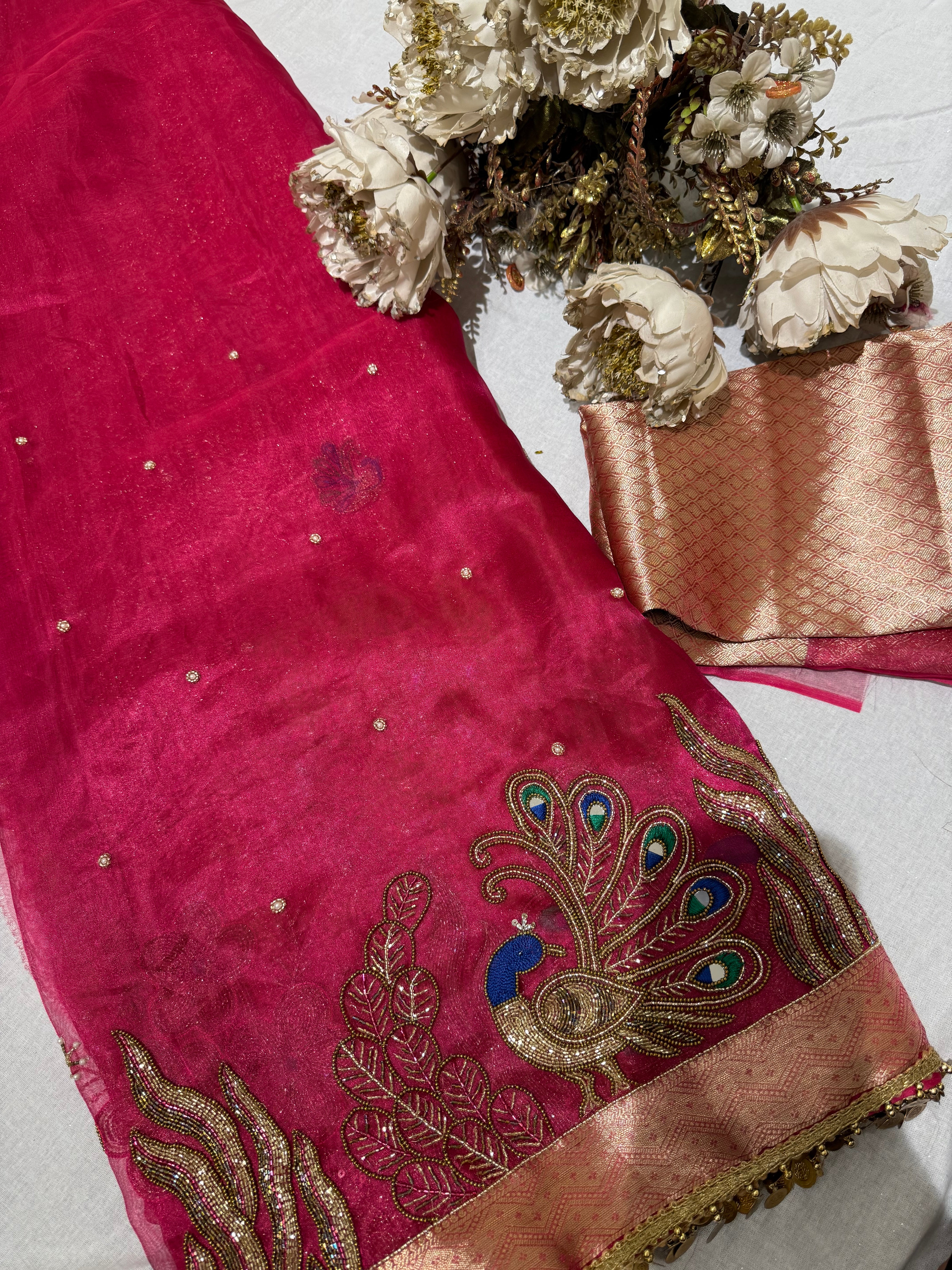 Gulabi Parinda