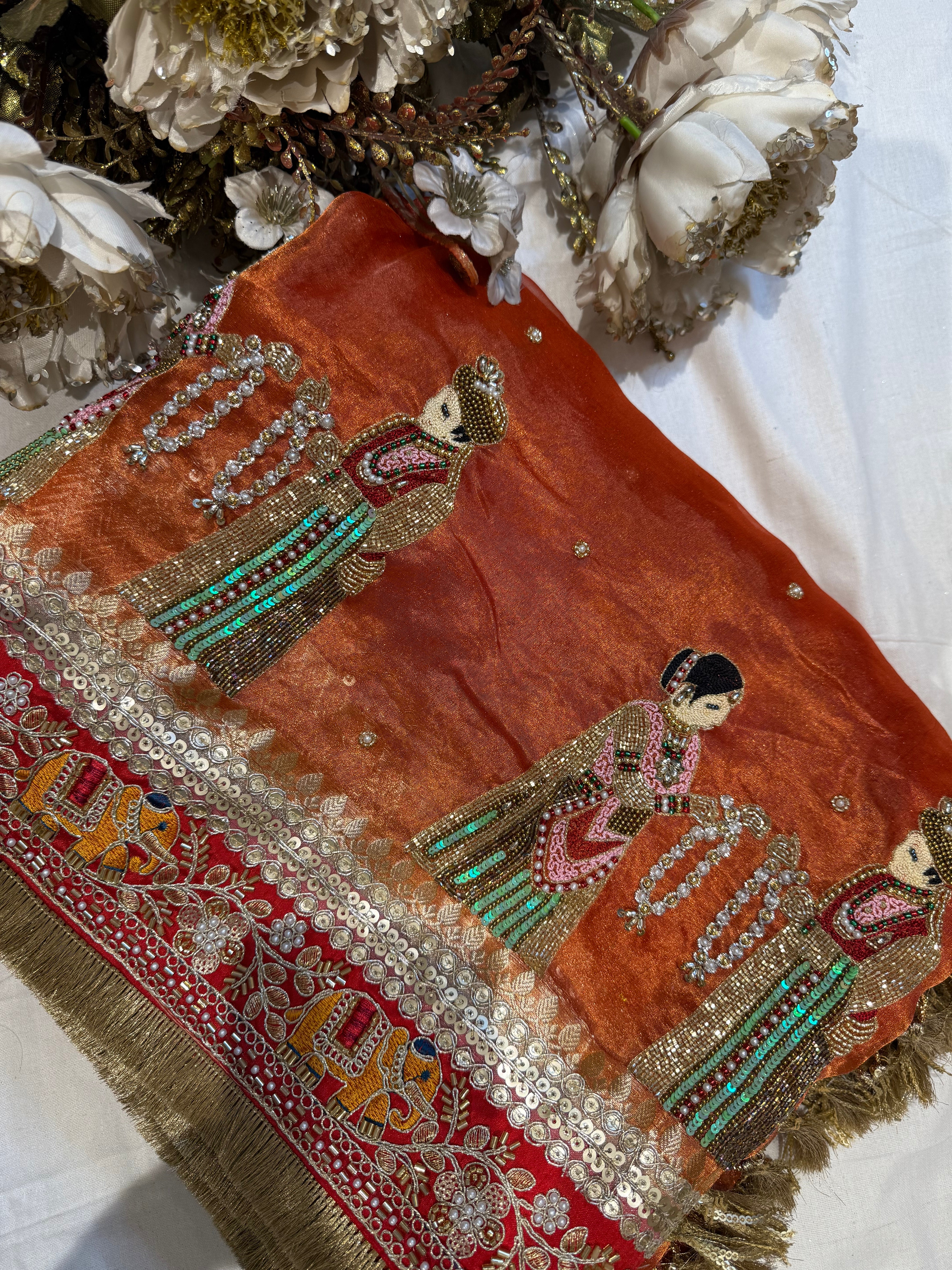 Gajri Varmala Waali Saree