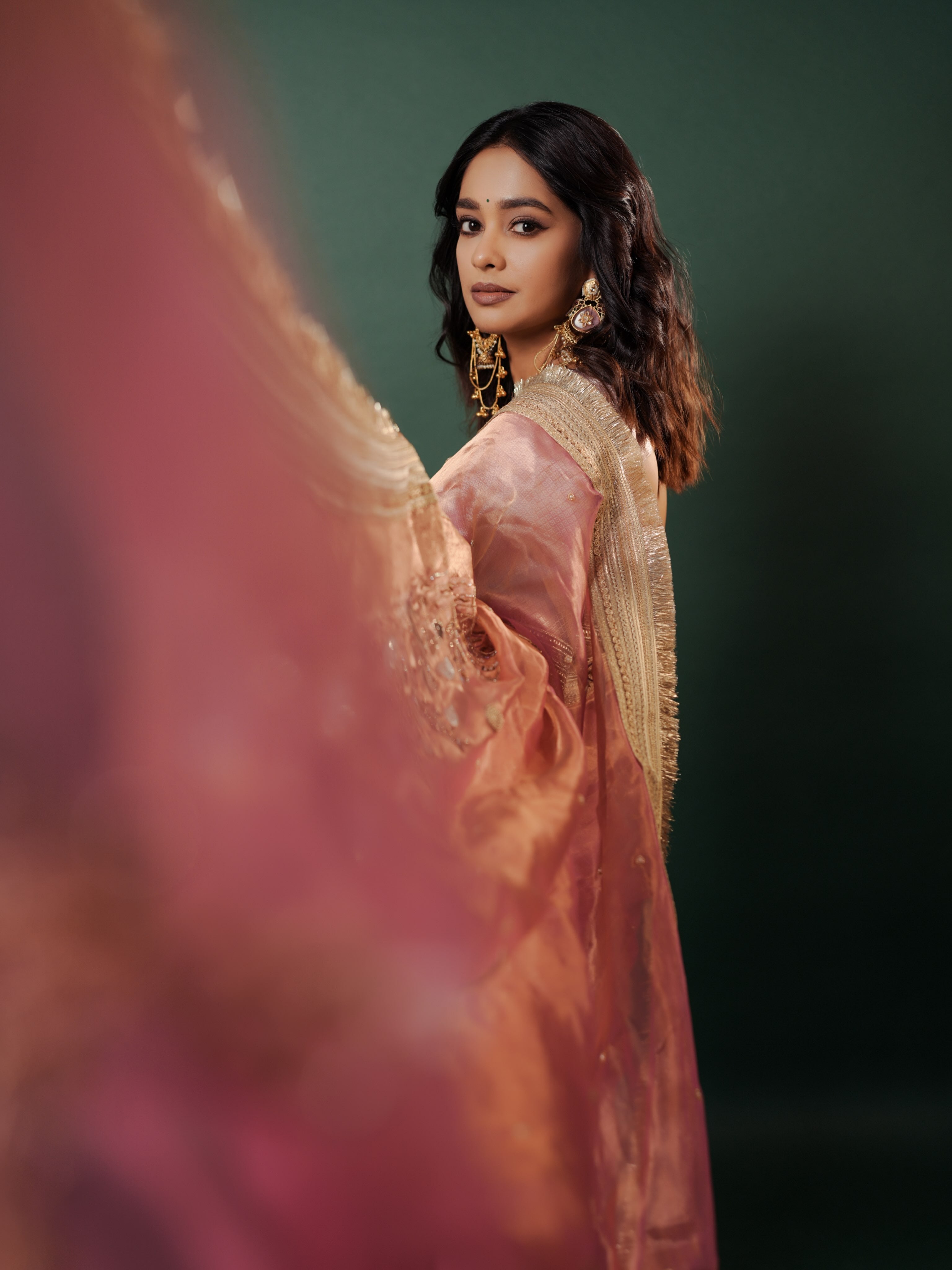 Mugdha Waali Saree