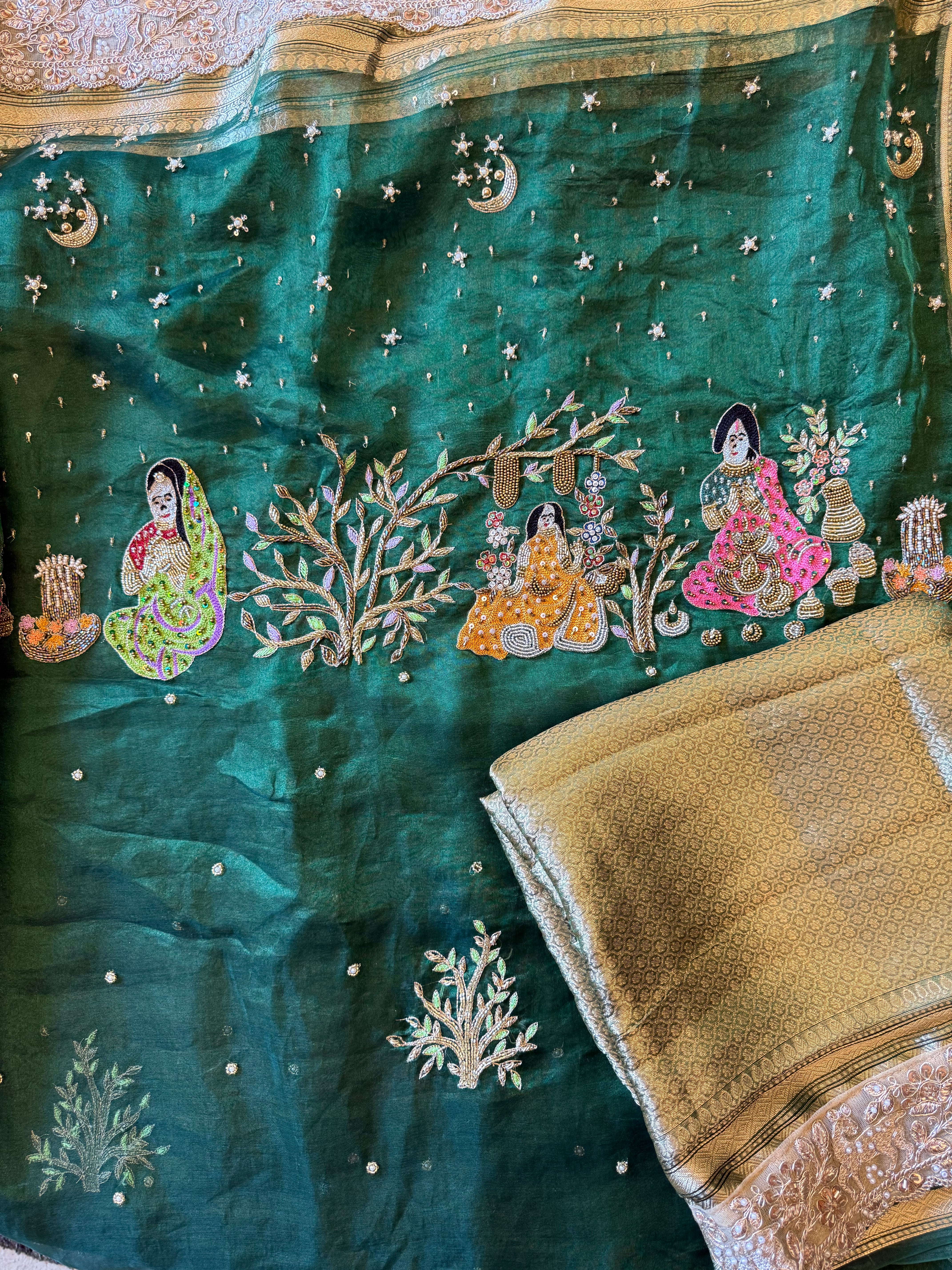 Teej Waali Saree