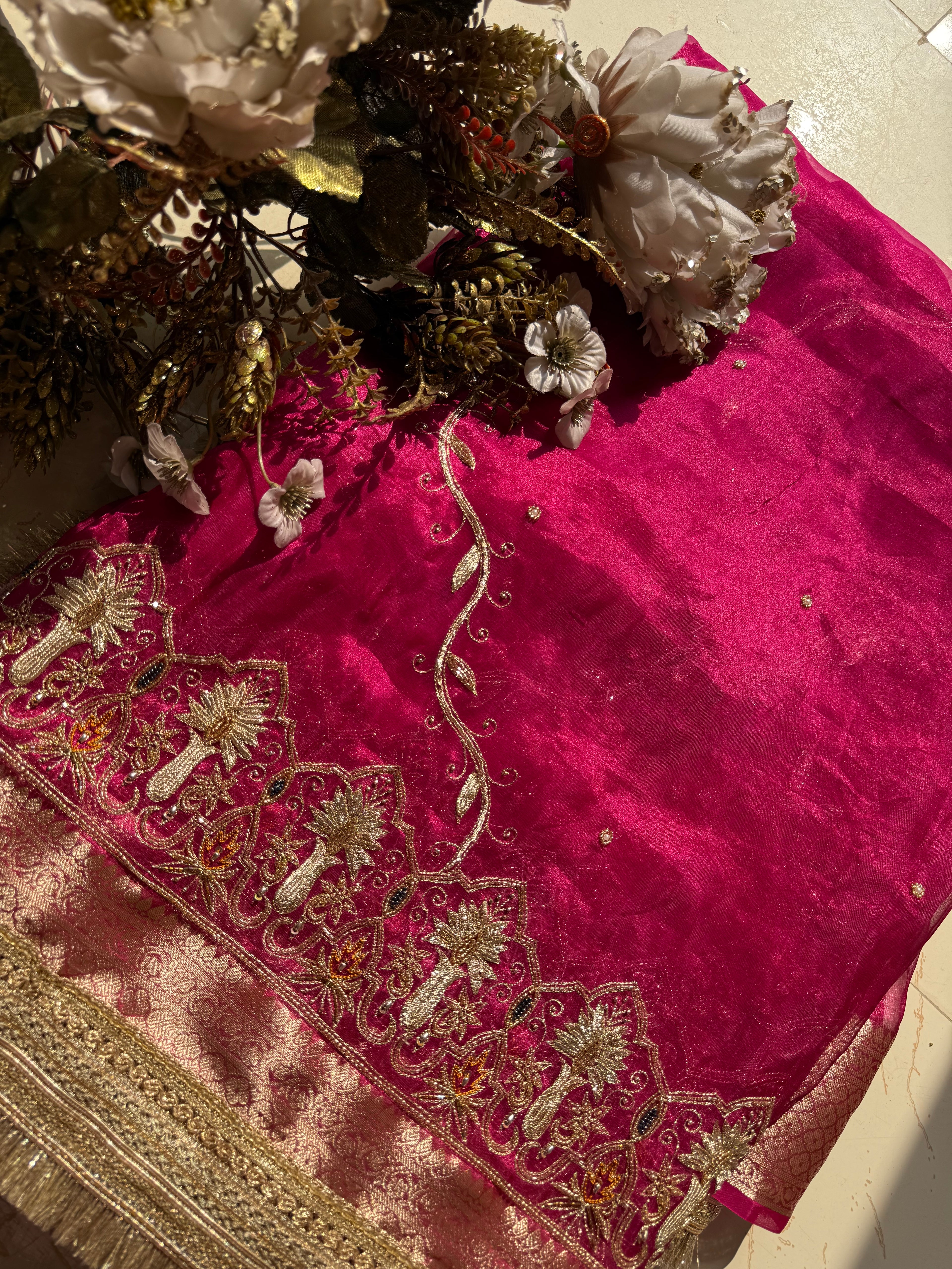Gulabi Chaand Ka Nazrana - Pure Tissue Silk Saree With Hand Embroidery