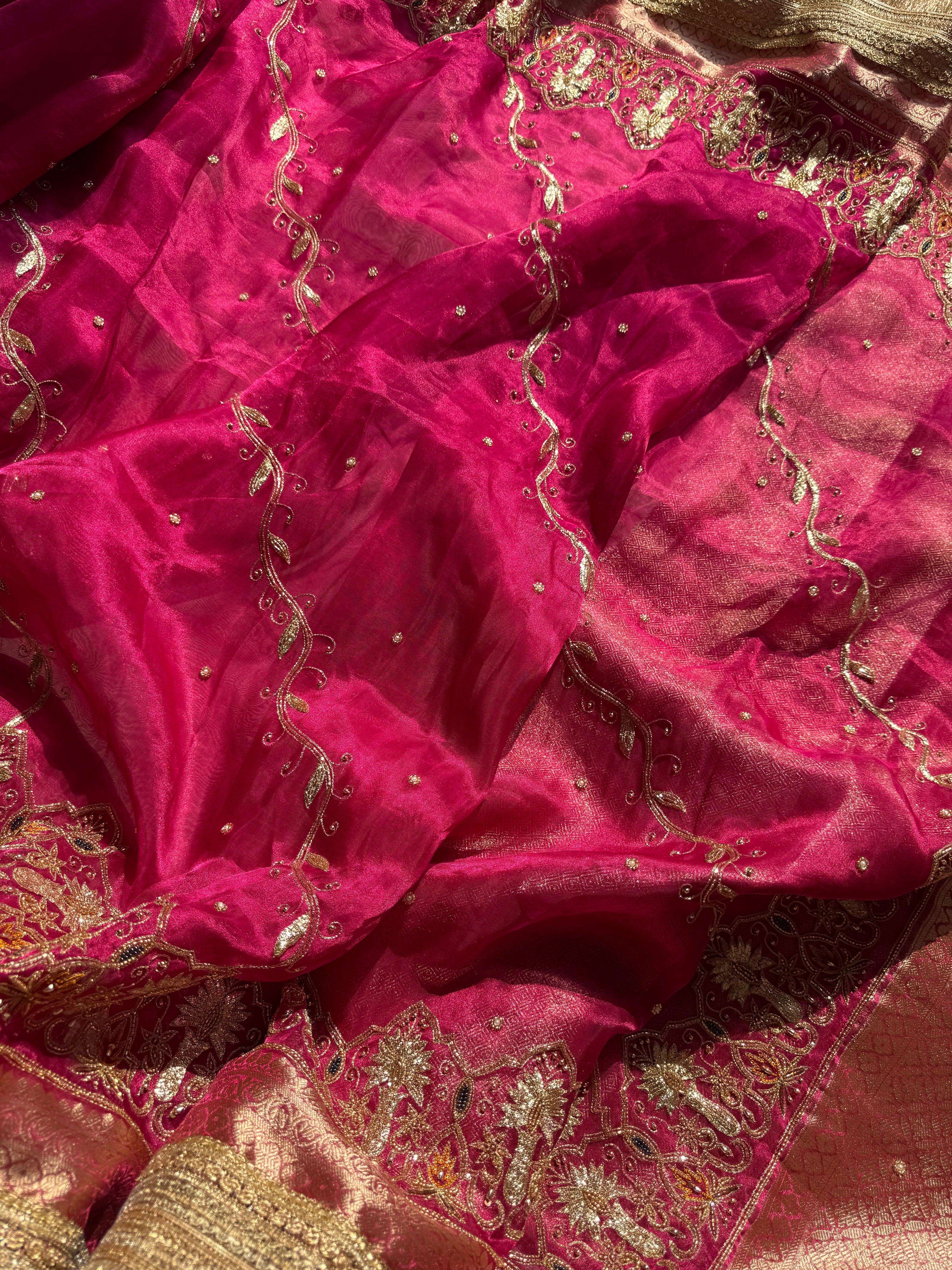 Gulabi Chaand Ka Nazrana - Pure Tissue Silk Saree With Hand Embroidery