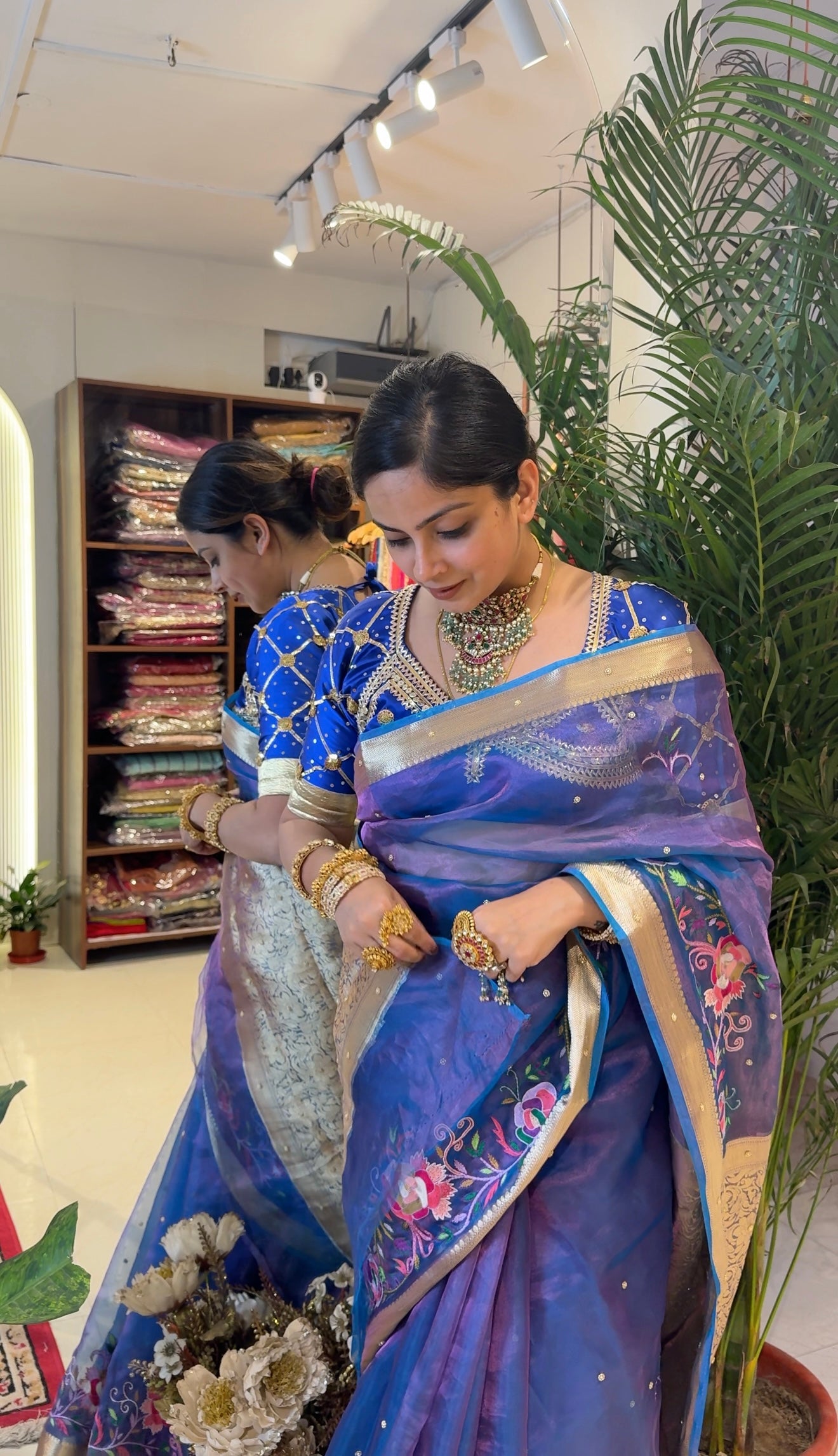 Resham Waali Saree - Brocade Blouse