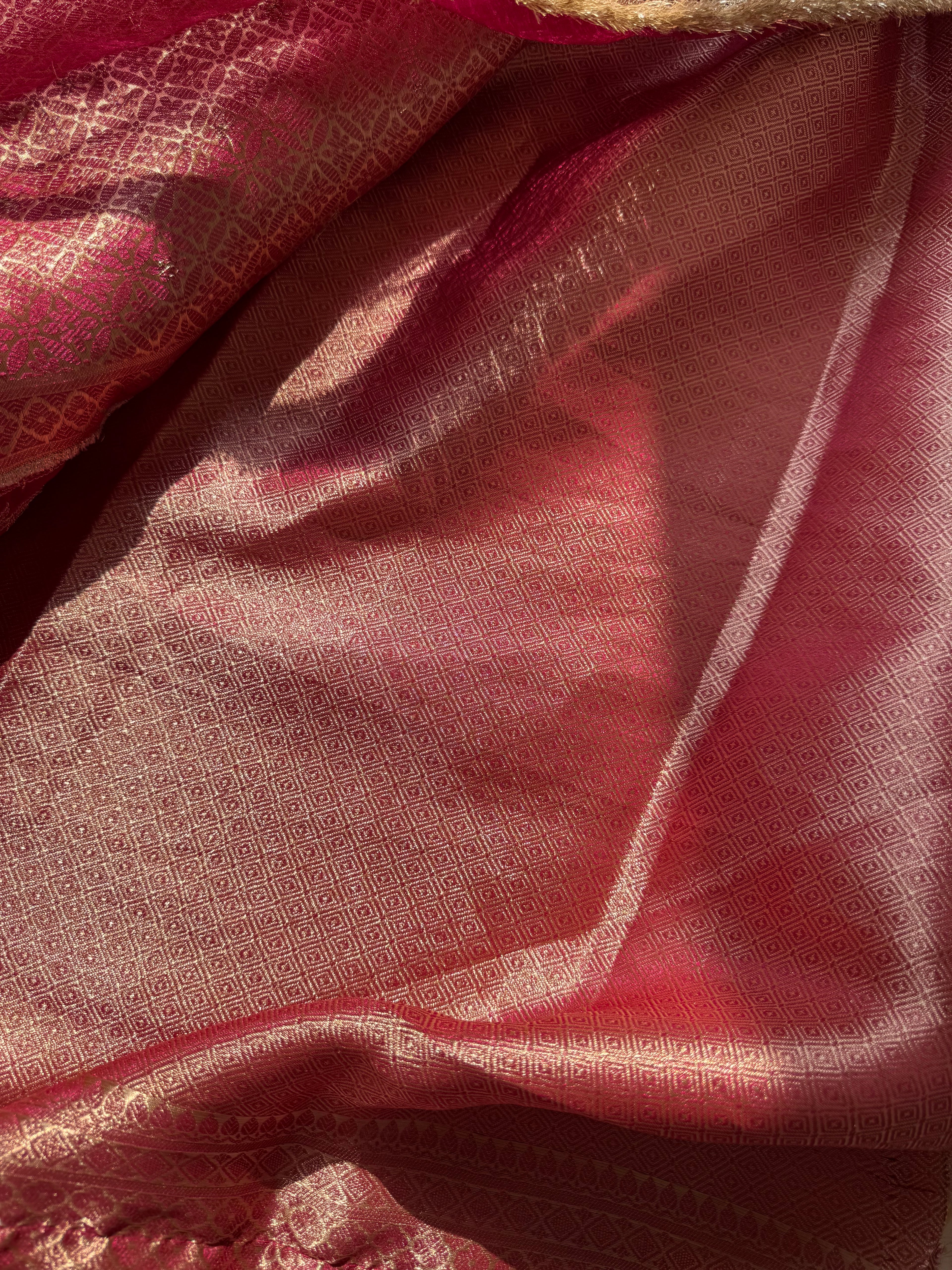 Gulabi Chaand Ka Nazrana - Pure Tissue Silk Saree With Hand Embroidery
