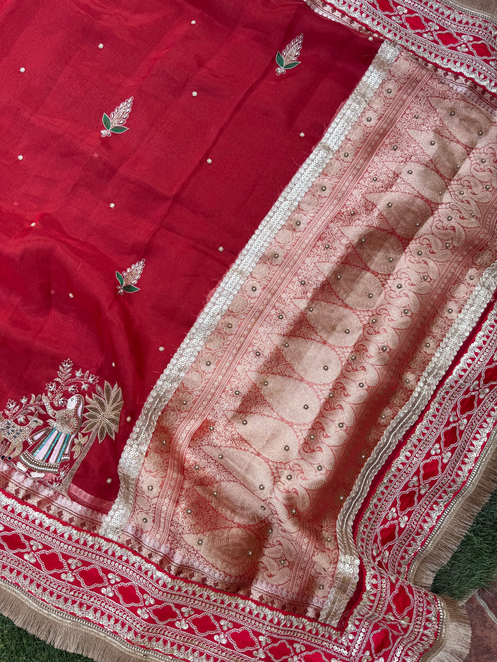 Koyaliya - Pure Tissue Silk Saree With Hand Embroidery