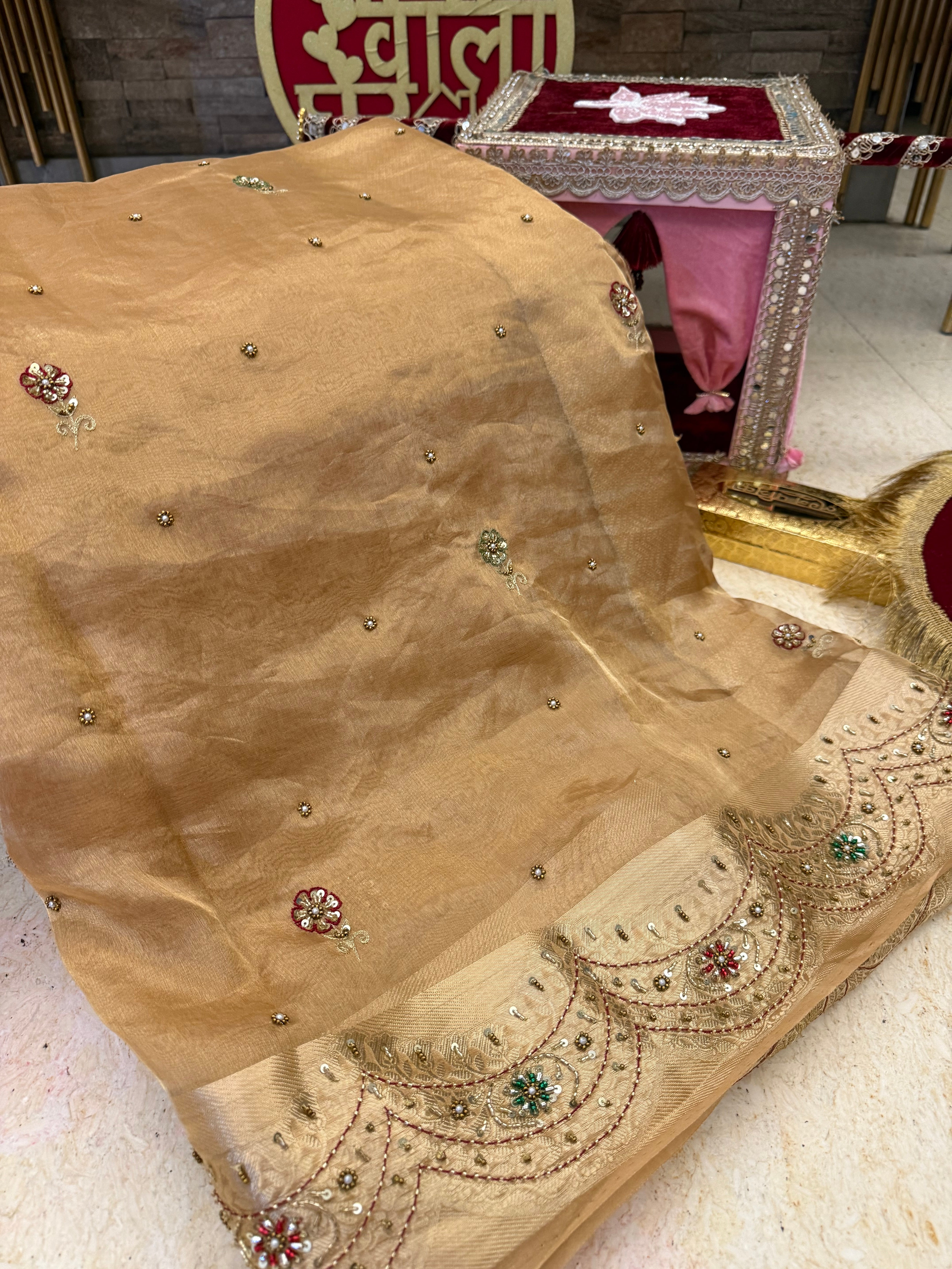 Sonchiraiya Saree