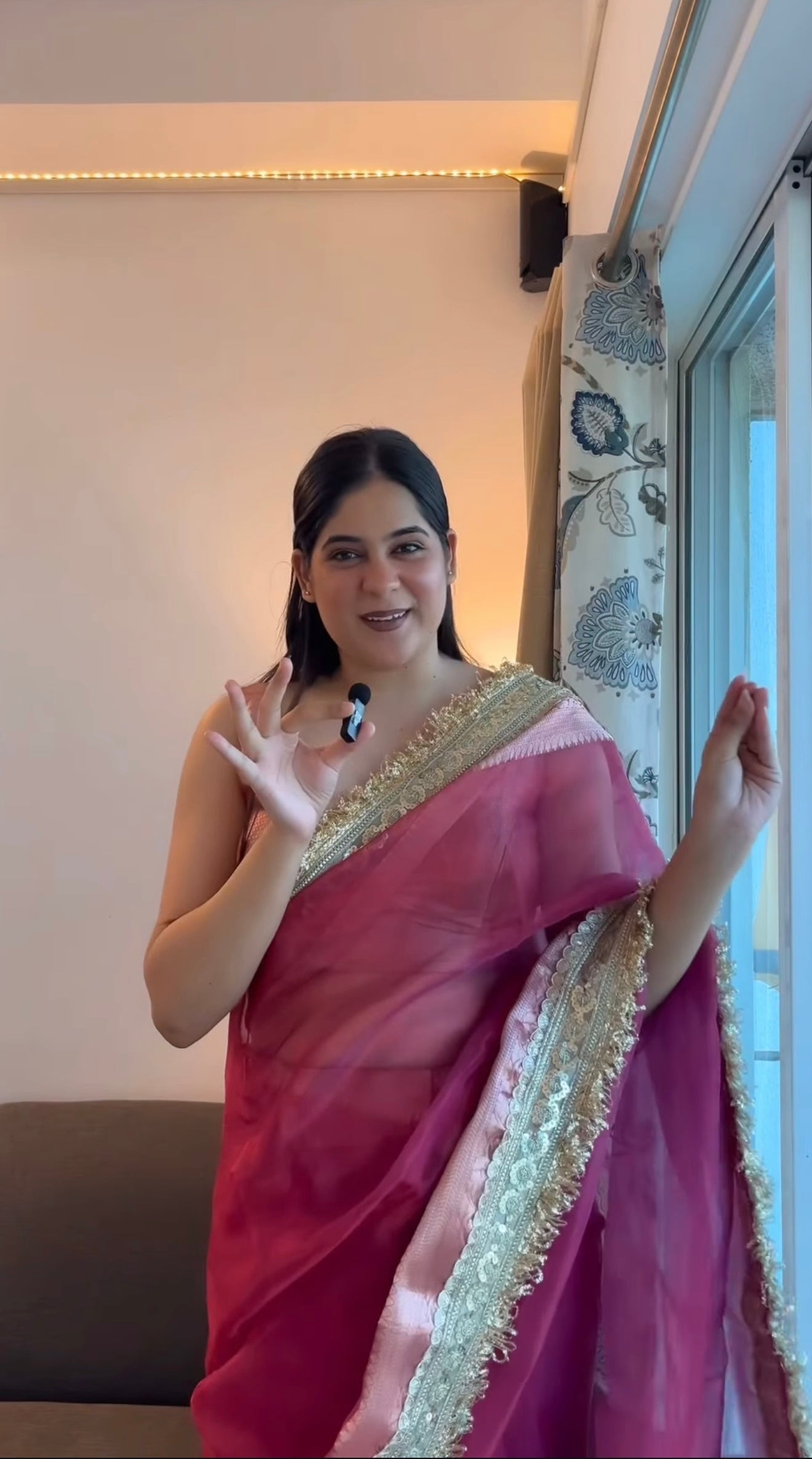 Gulsheen Anand Waali Saree