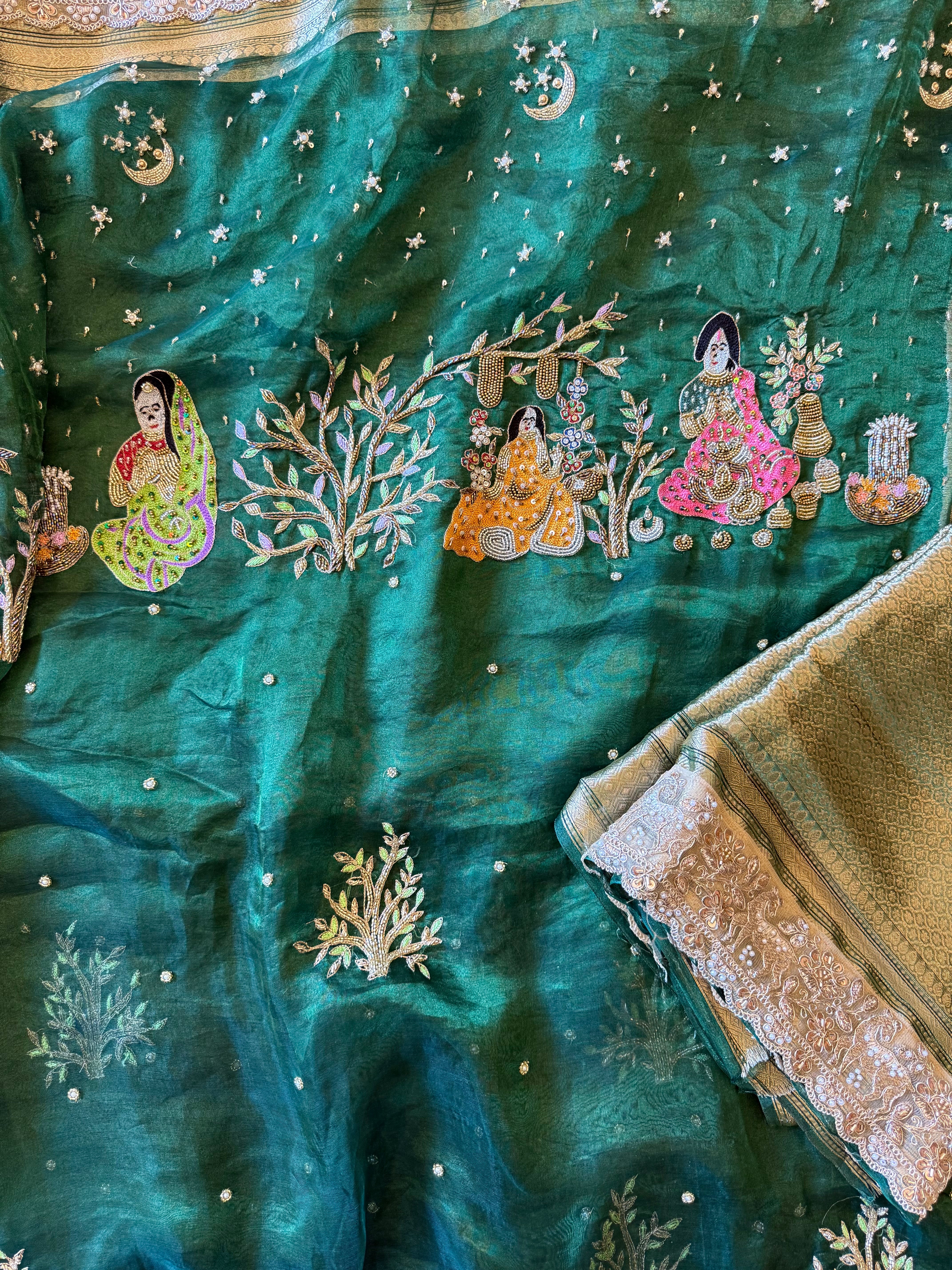 Teej Waali Saree