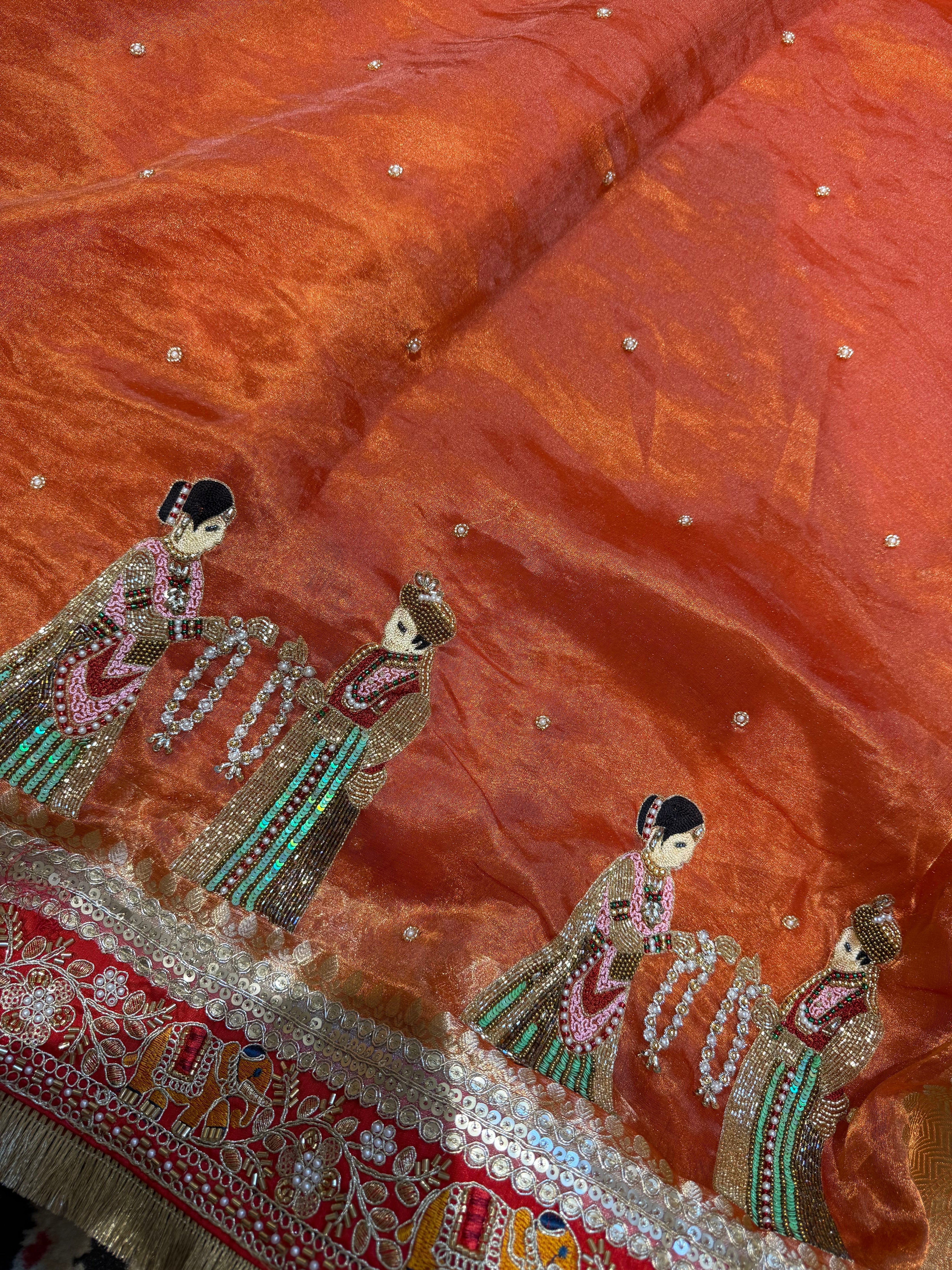 Gajri Varmala Waali Saree